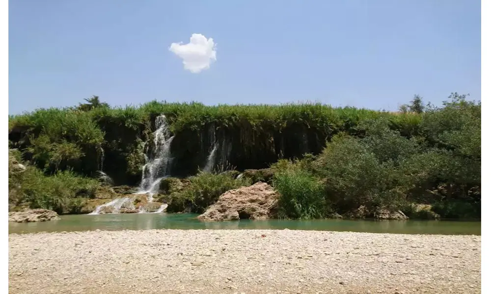 جاذبه‌ های تاریخی اطراف آبشار فدامی