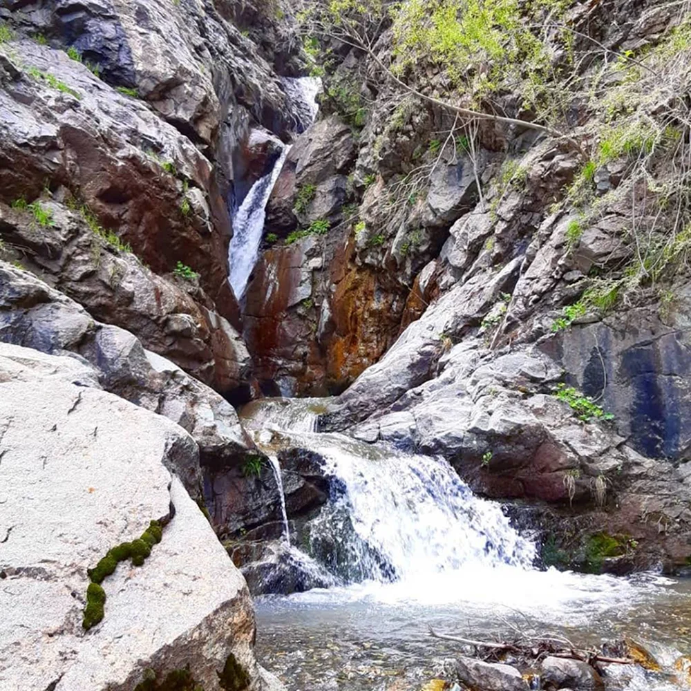 آبشار باغگل در تهران