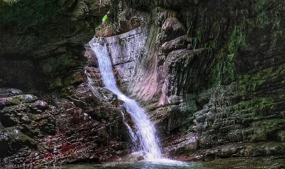 آبشار ماهی مشو لنگرود